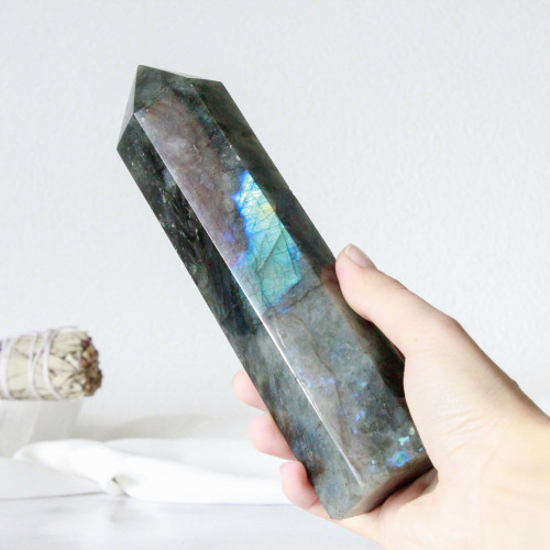 Obelisk Labradorit