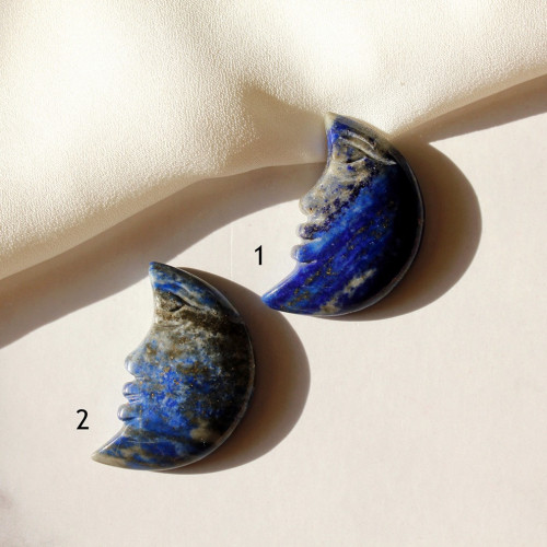 mesiac Lapis Lazuli