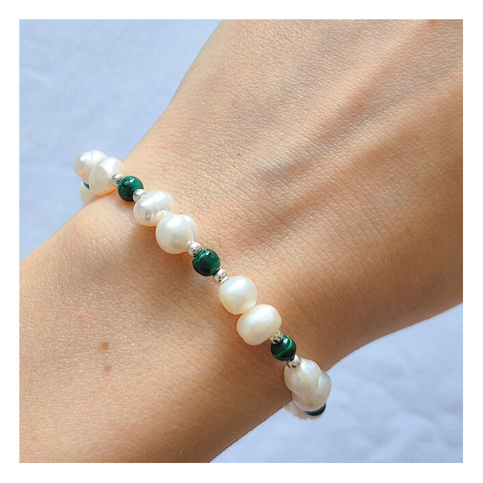 Perlový náramok s malachitom