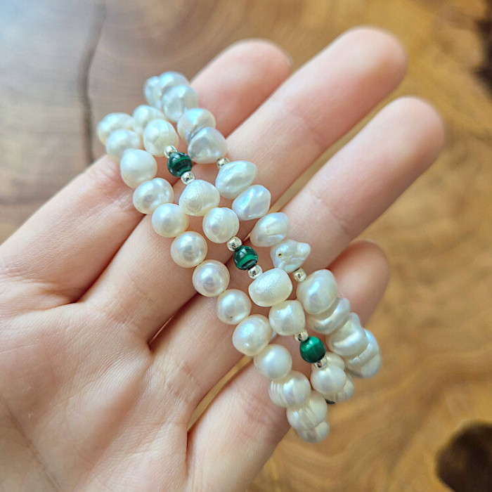 Perlový náramok s malachitom